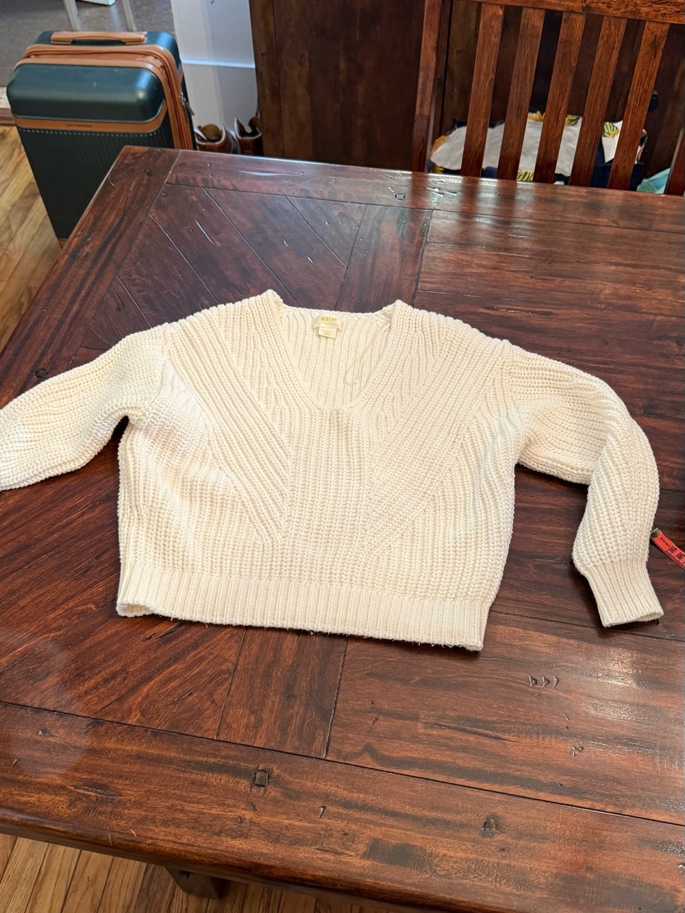 Anthropologie Cream V-Neck Chunky Knit Pullover